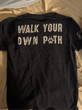 Source Unknown Black T‑Shirt with 'Walk Your Own Path' Paw Print